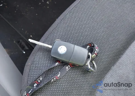 2004 Volkswagen New Beetle Gl from USA, damaged, VIN 3VWBK31C94M421762